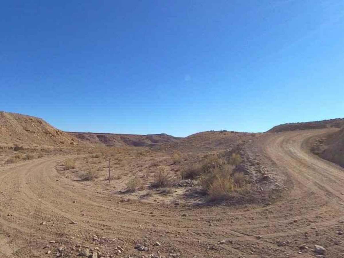 Eggnog Star Springs Road-BLM13000 photo 3
