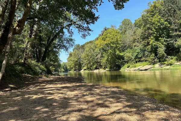 River Beach Access