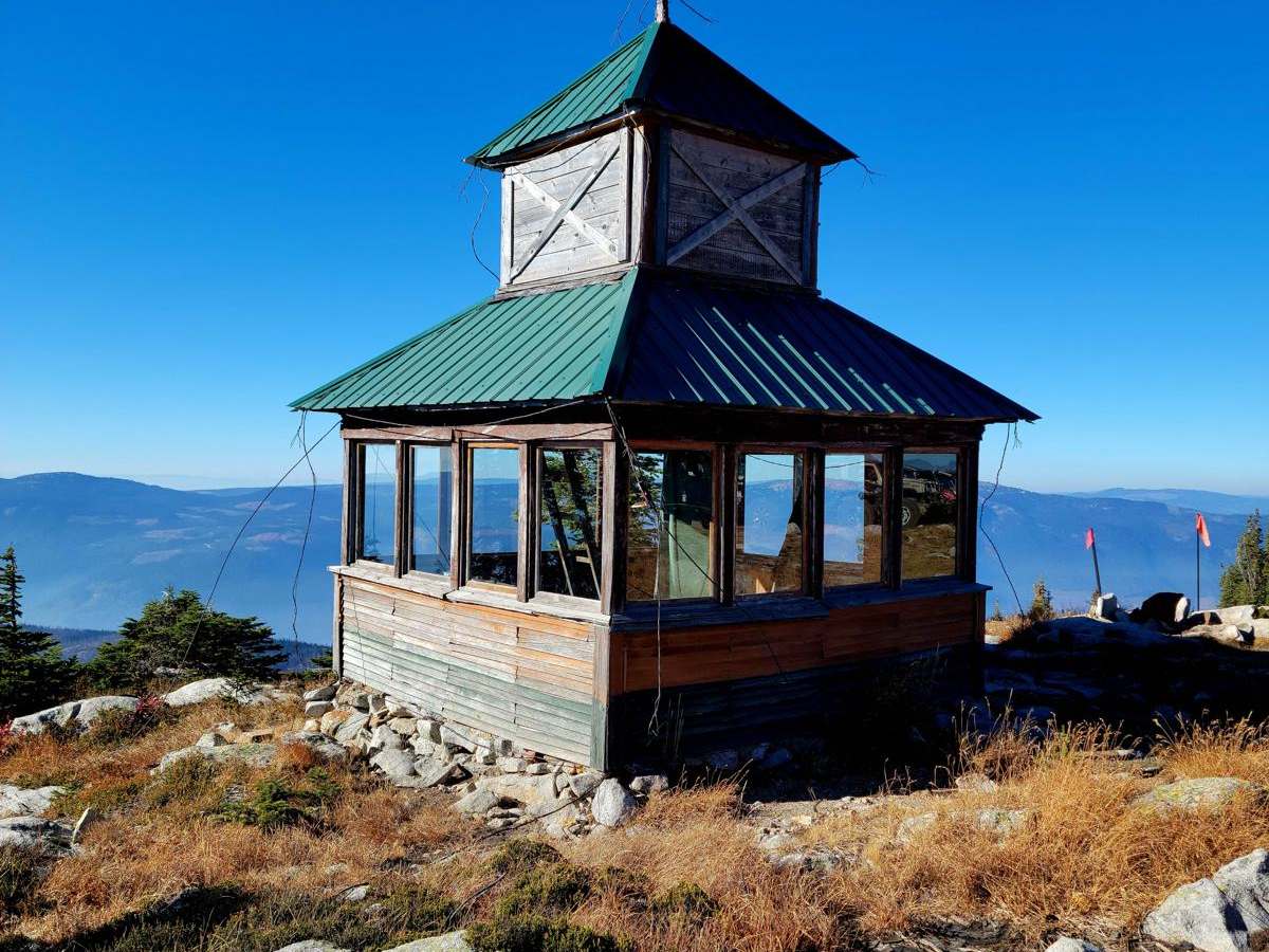 Sugar Fire Lookout trail photo