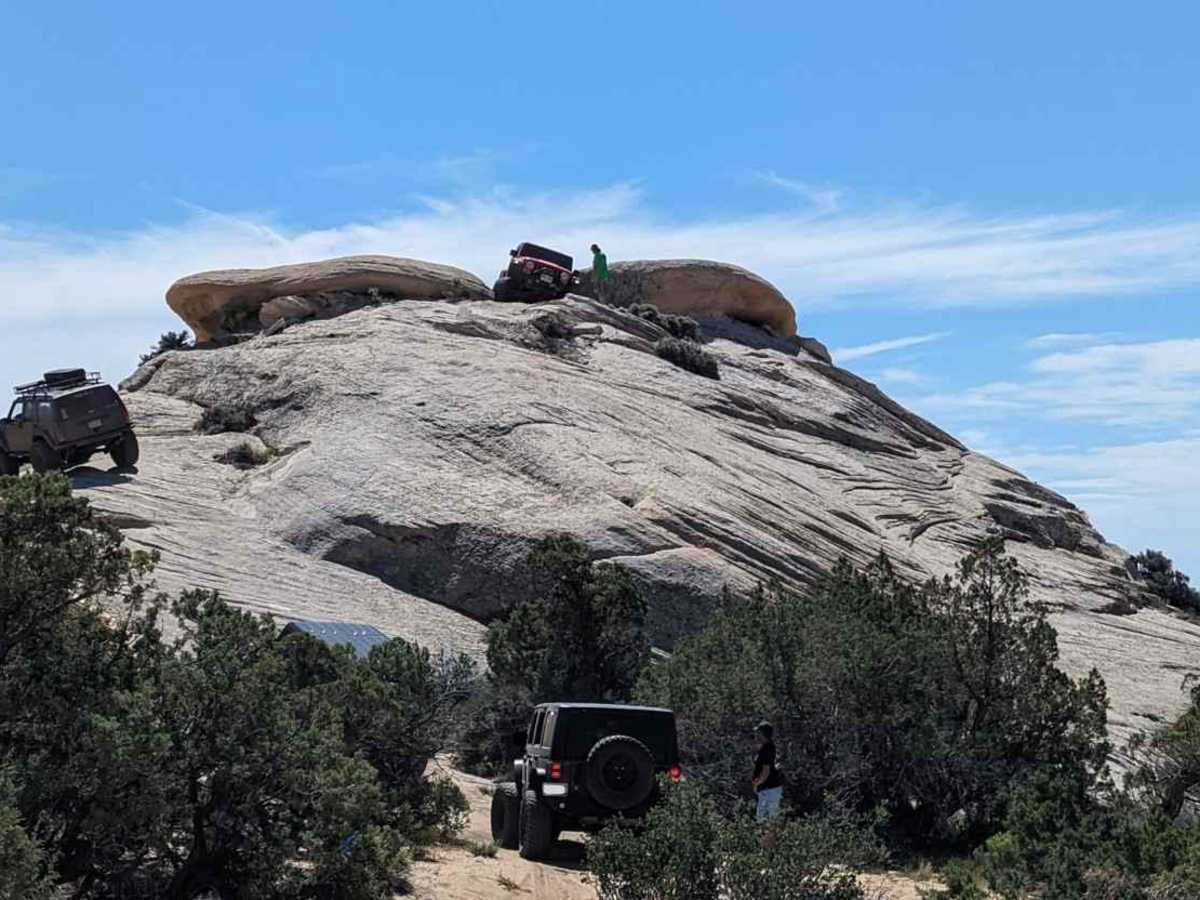 Coyote Gulch trail photo