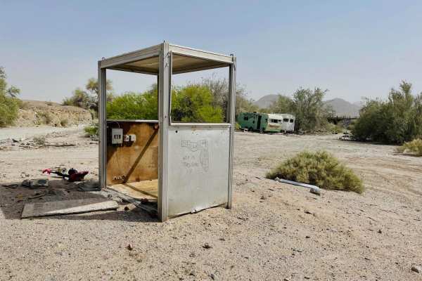 AZ Peace Trail Ligurta Spur to Abandoned Bus Stop
