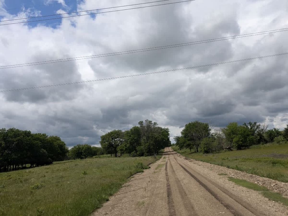 Sharp Creek Road trail photo