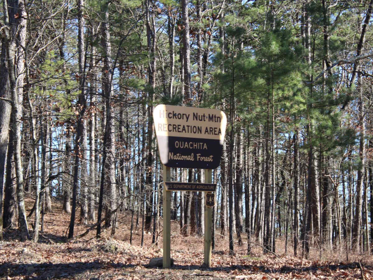 Hickory Nut Mountain trail photo