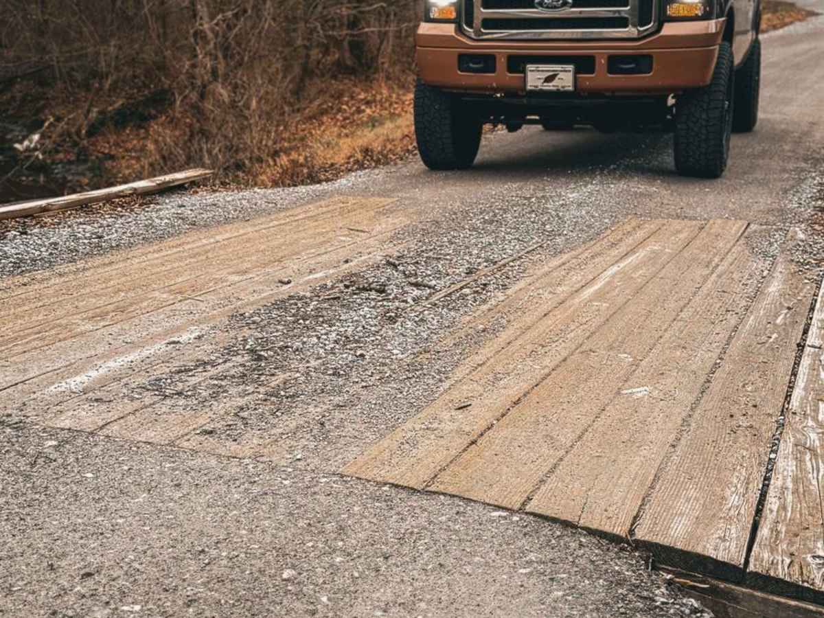 Tooley Branch Road trail photo