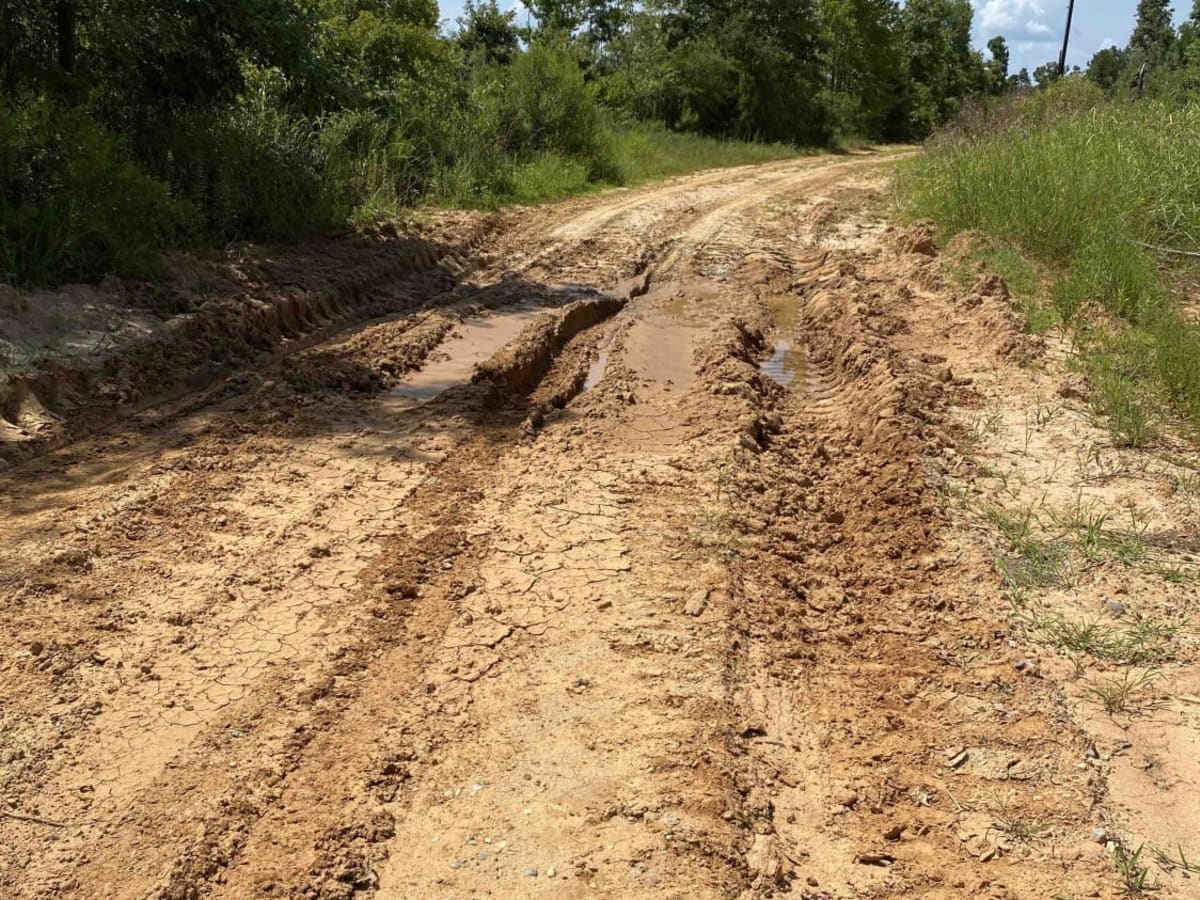 Clayton Holmes Rd photo 2