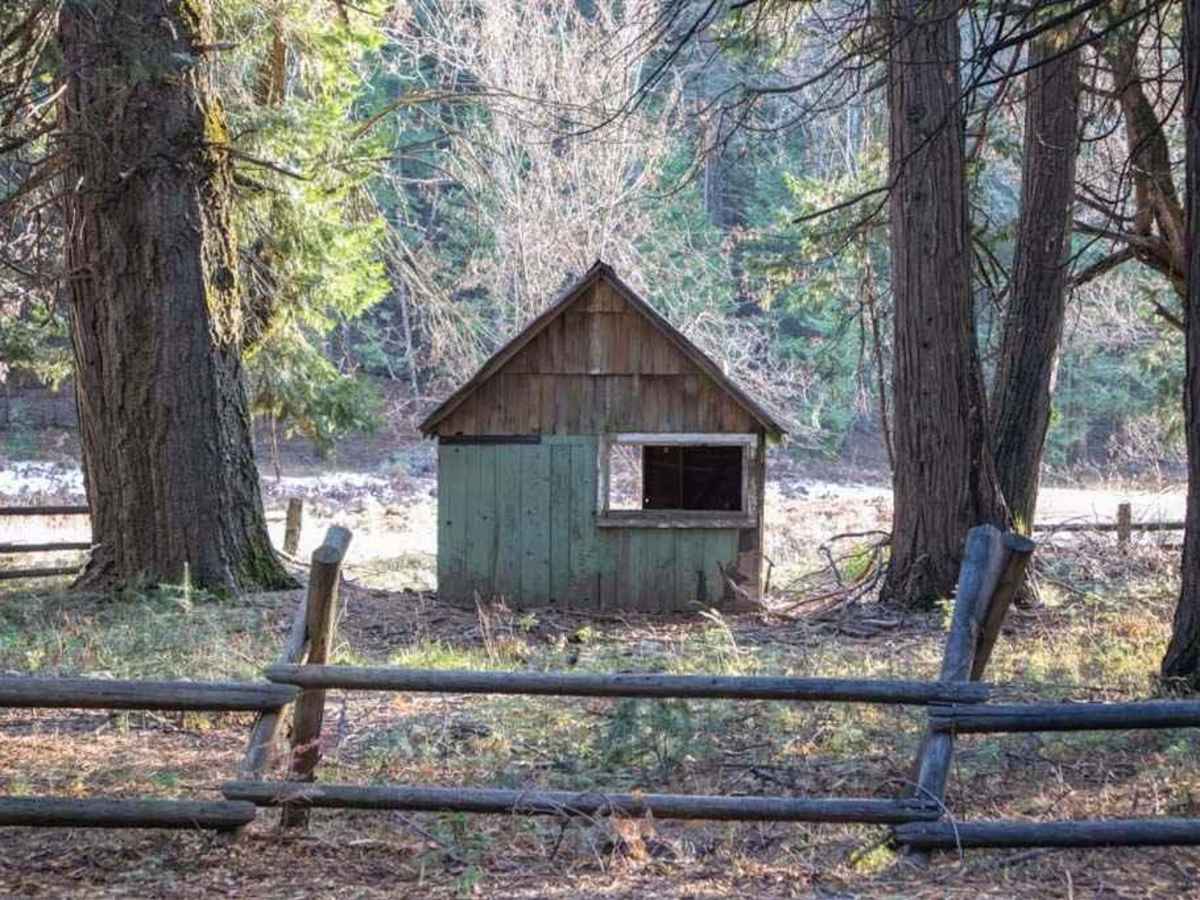 Elliot Ranch Road photo 3