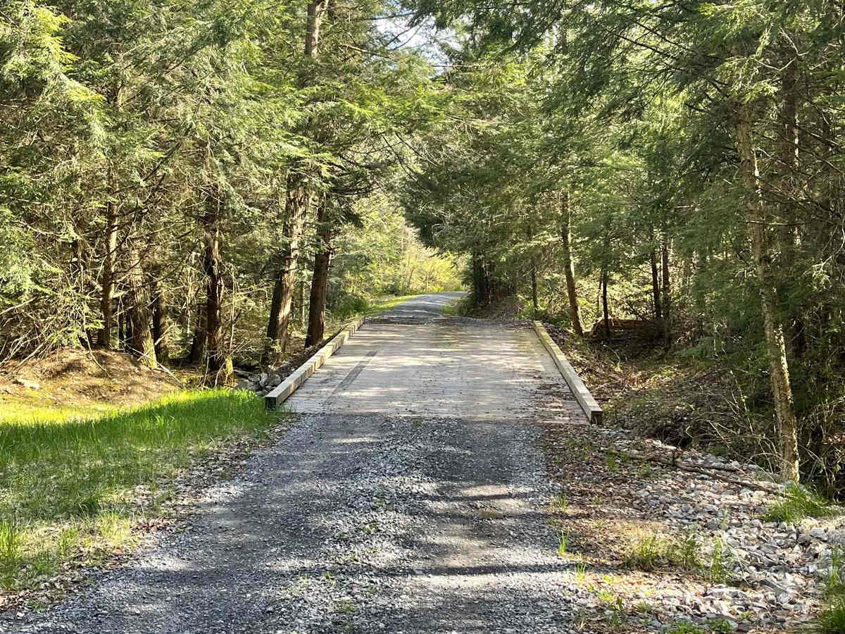 Hazard Road photo 4