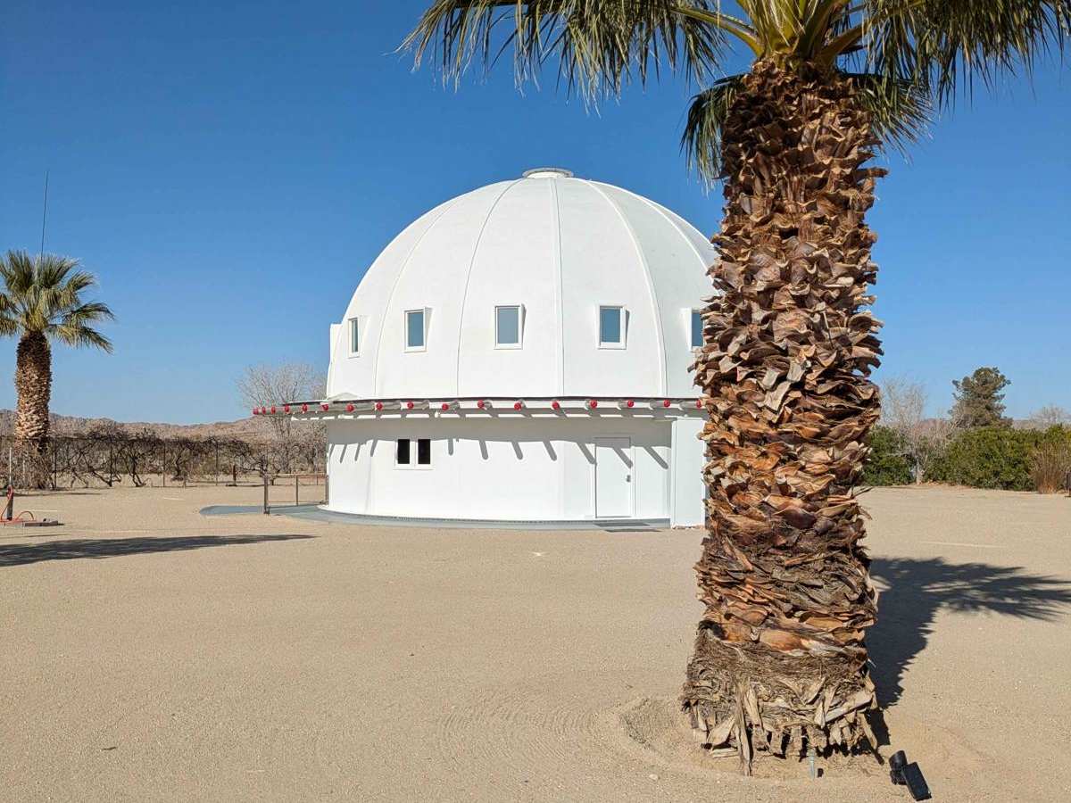 Integratron trail photo