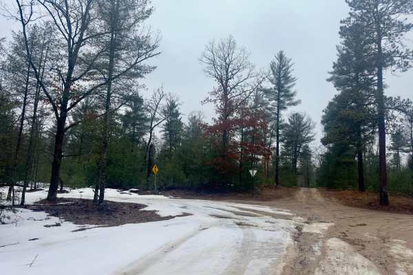 Guernsey Lake Rd NW