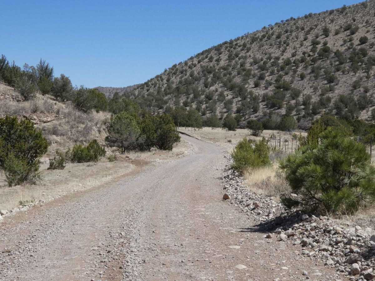 Chimney Lake to Angel Canyon (FS176) photo 6