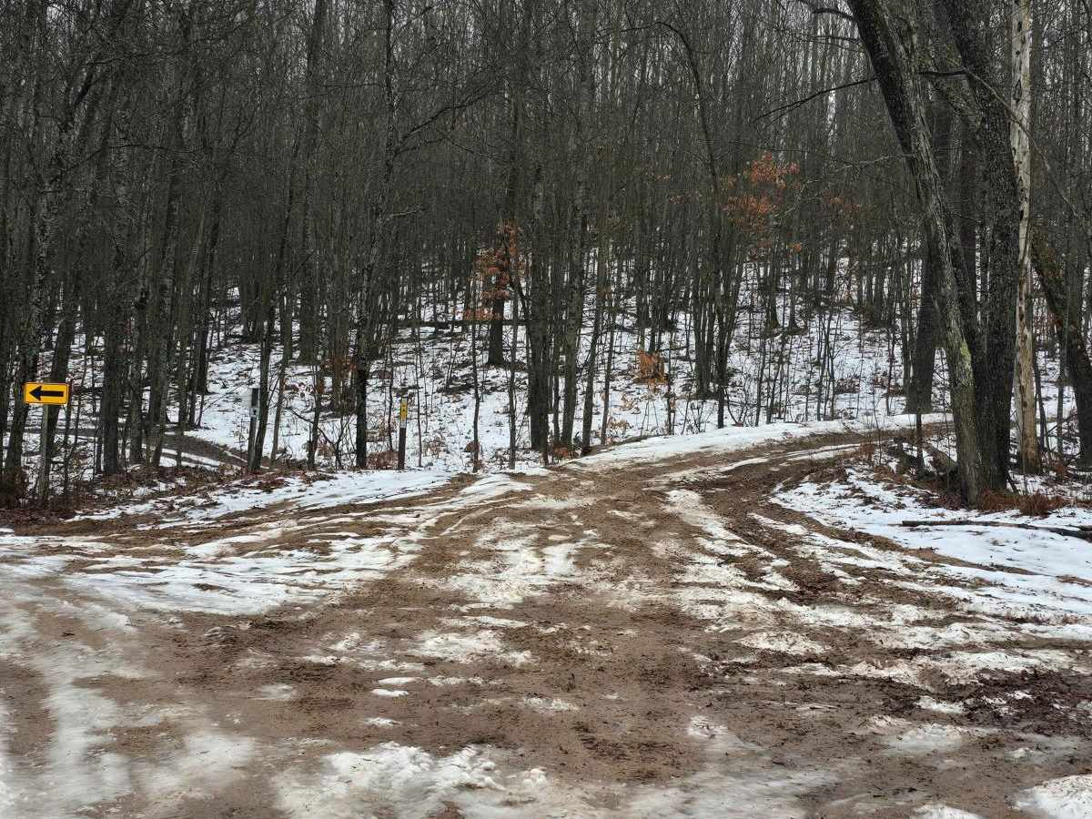 Union Corners Road photo 4