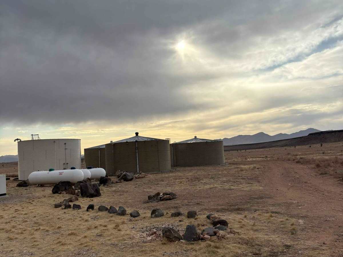 Pakoon Basin BLM Airstrip photo 5