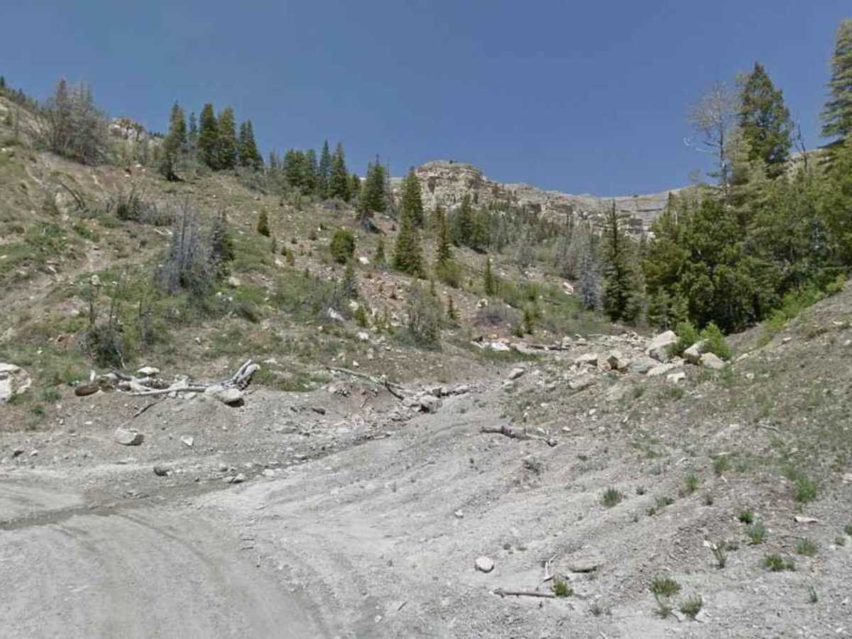 Upper Basin Road photo 3