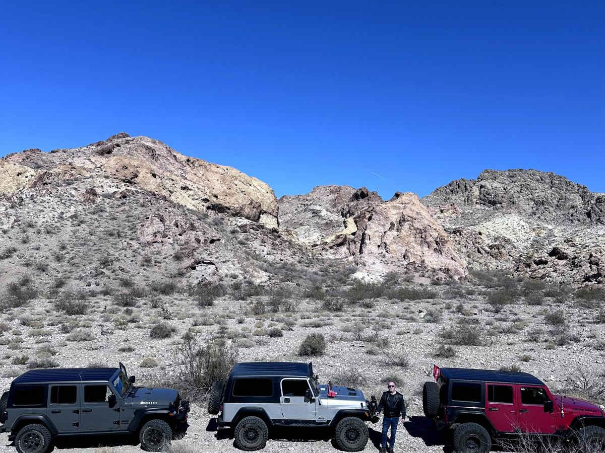 Backside Black Mountain Range - B1688 trail photo