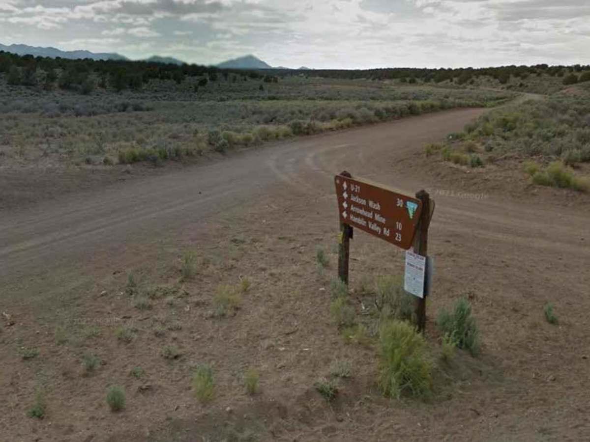 Pine Valley Road photo 3