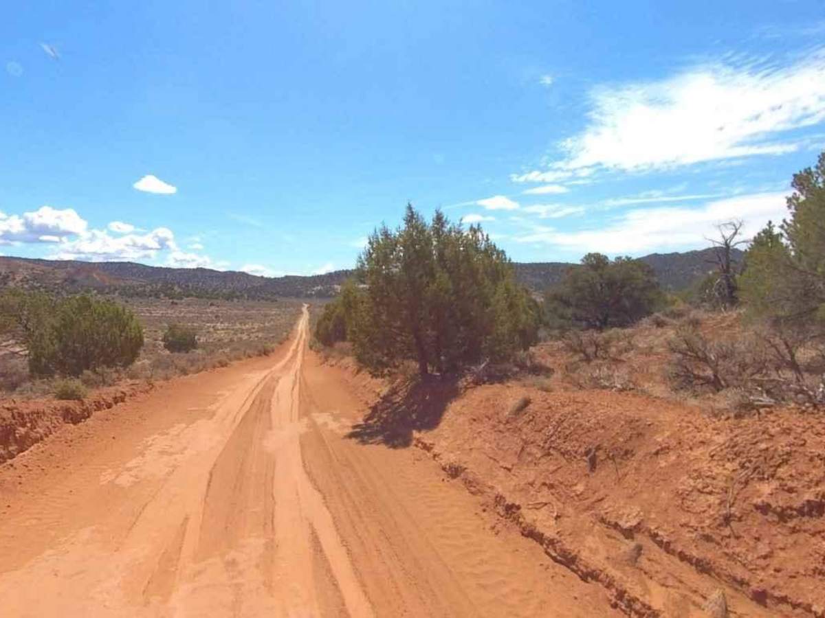 Four Mile Bench Road-BLM440 photo 4