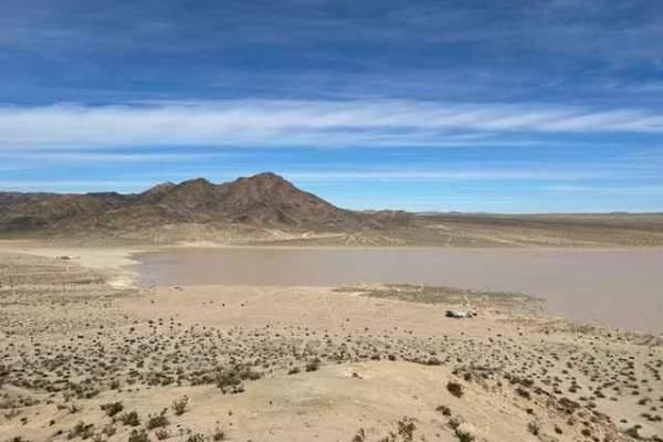 Soggy Dry Lake to Cougar Buttes