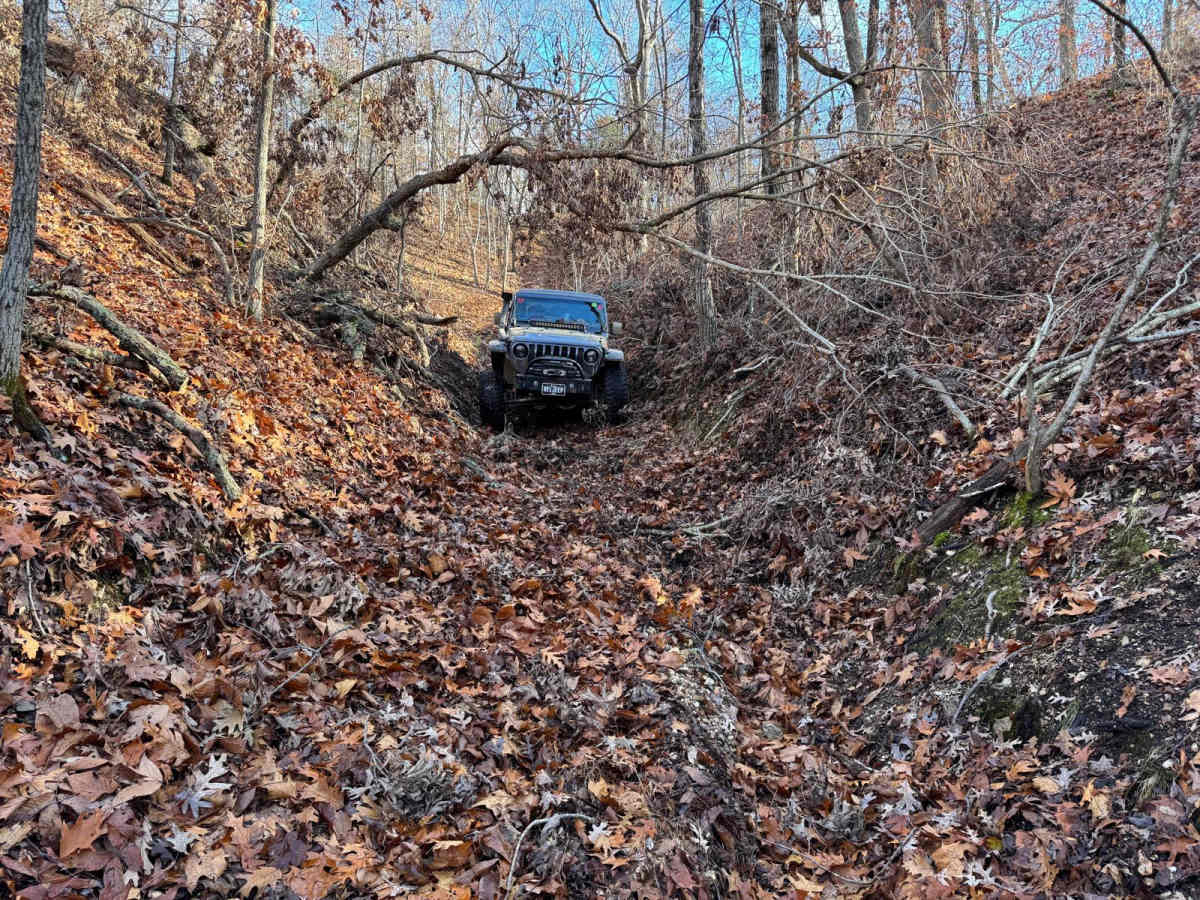 Red 323 trail photo