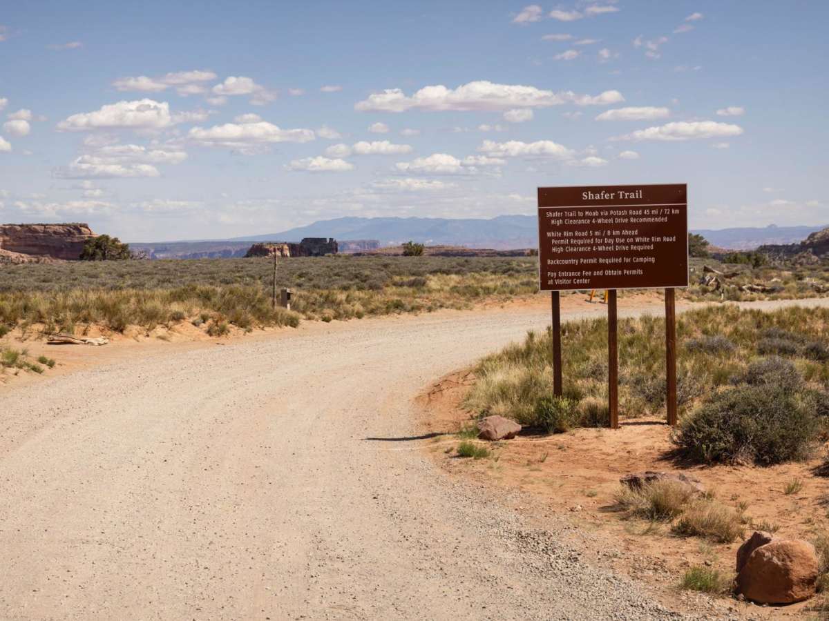 Potash Road / Shafer Switchbacks trail photo