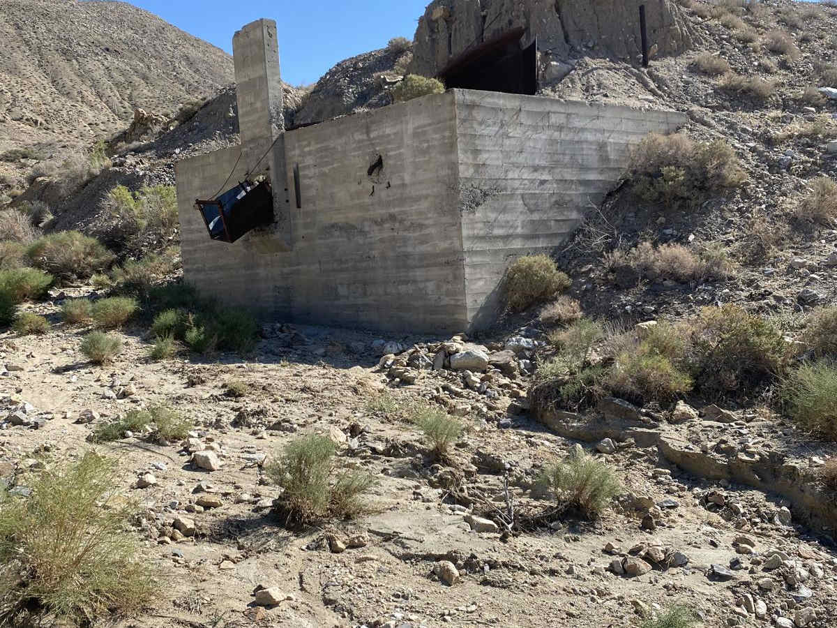 Winnemucca Lake School Buses photo 6