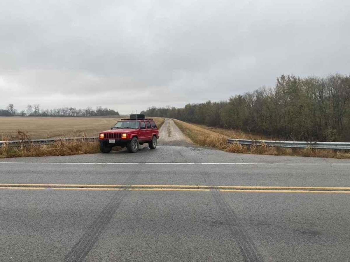 Clear Creek Levee Road photo 5