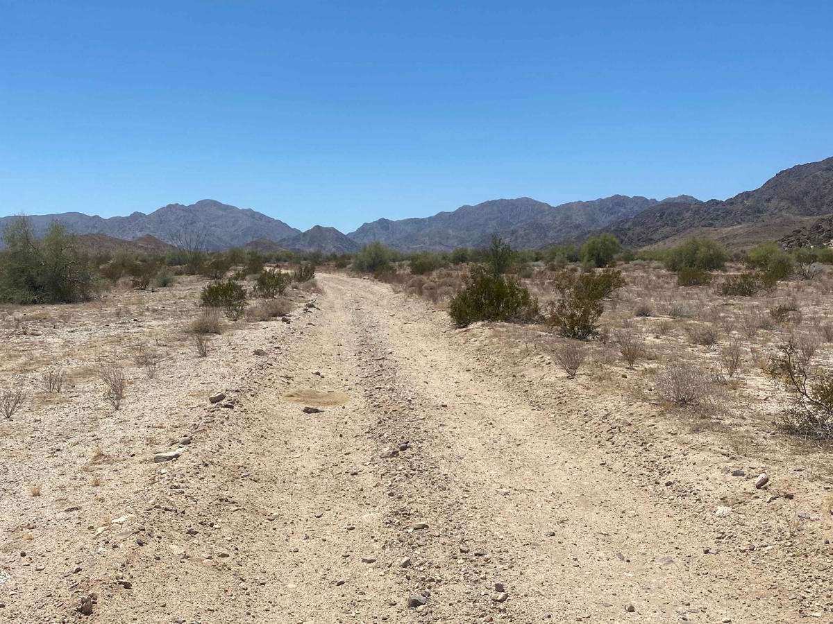 Base of the Los Cuevitas Range and Back photo 2