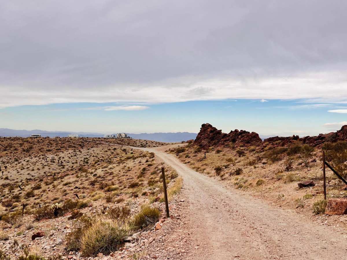 South Spur Loop to Oatman trail photo