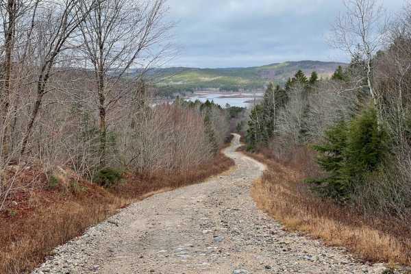 Pipeline Road Trail