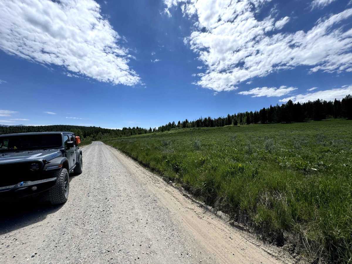 Two Ocean Lake Rd photo 3
