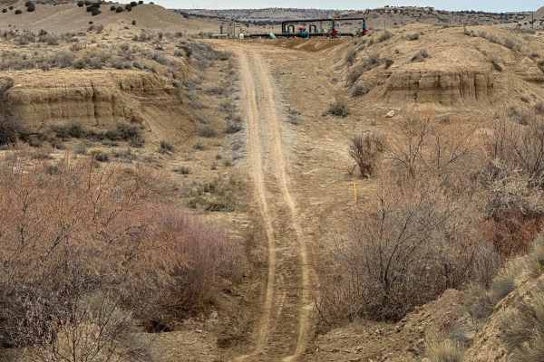 North Pipeline Road