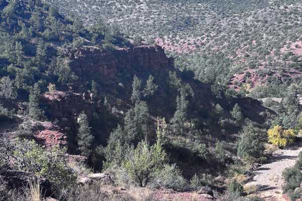 Cliffhanger Trail