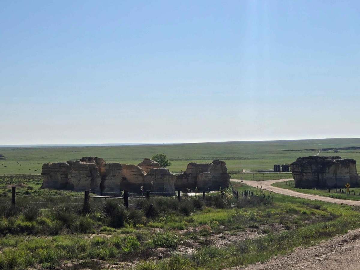 Prairie Pillars Trail photo 4