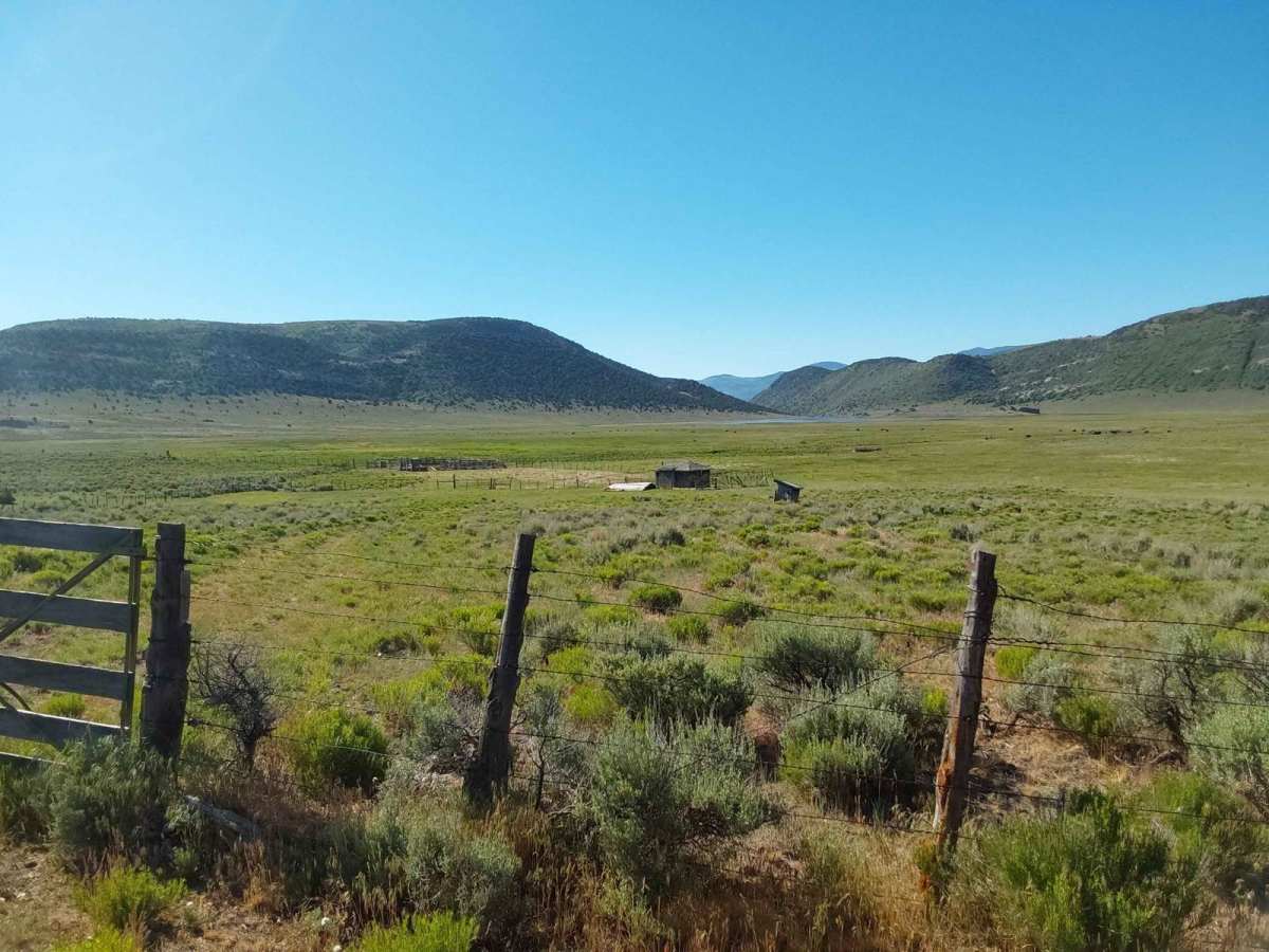 Paiute Trail #15 to Paiute Trail #6 photo 4