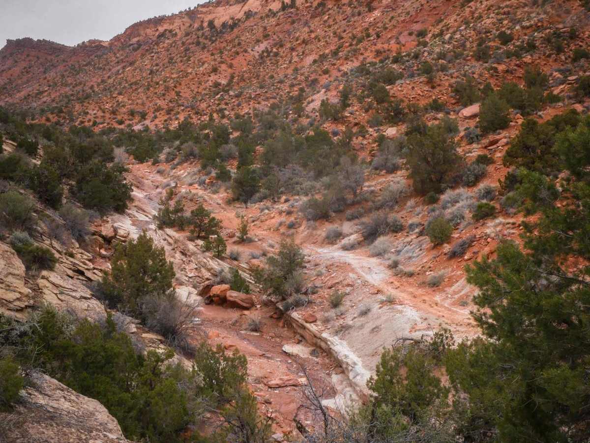 Comb Wash Cave Road photo 3