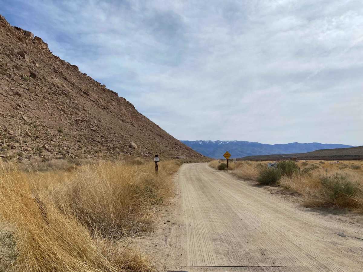 Chalk Bluff Road trail photo