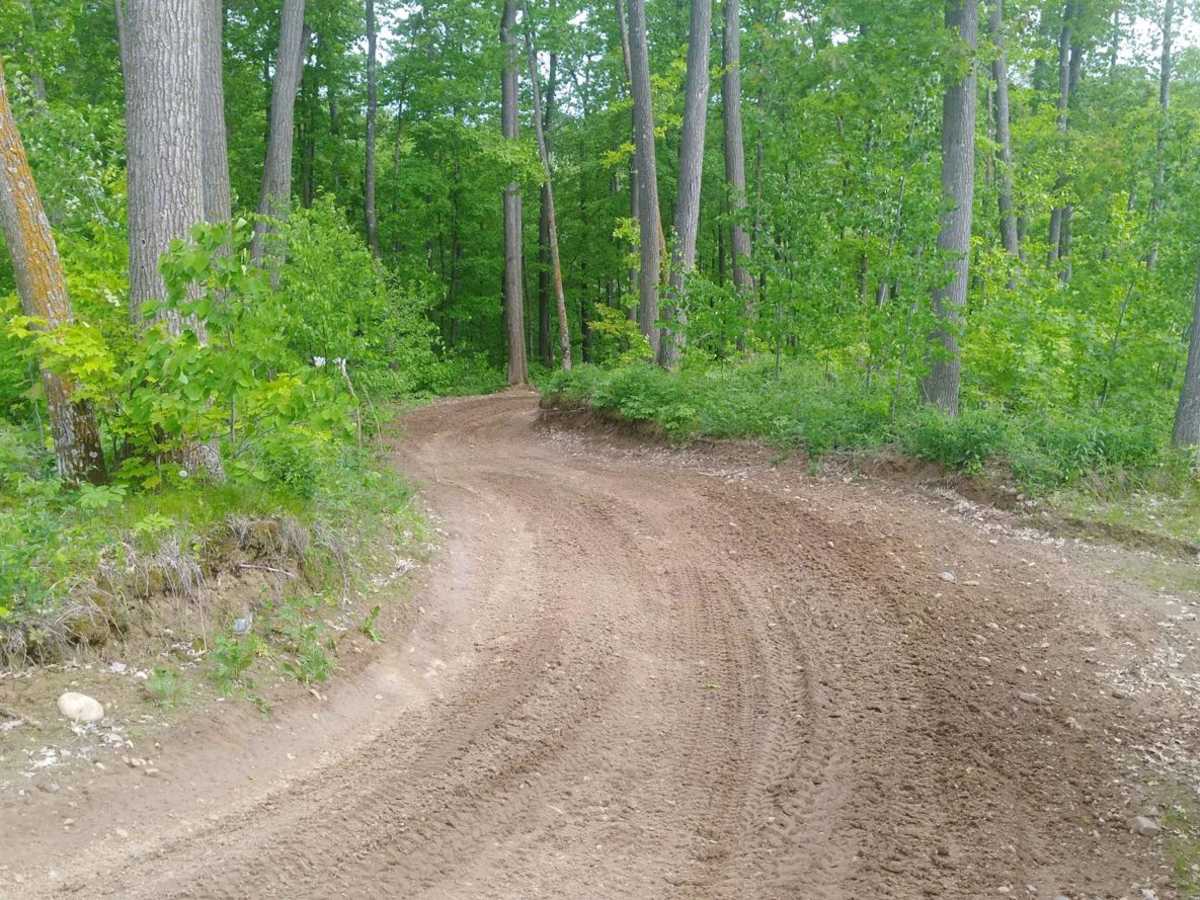 Hill City Trail photo 4