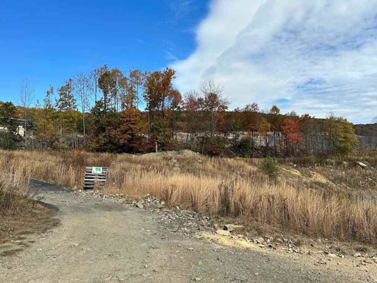 115B trail photo