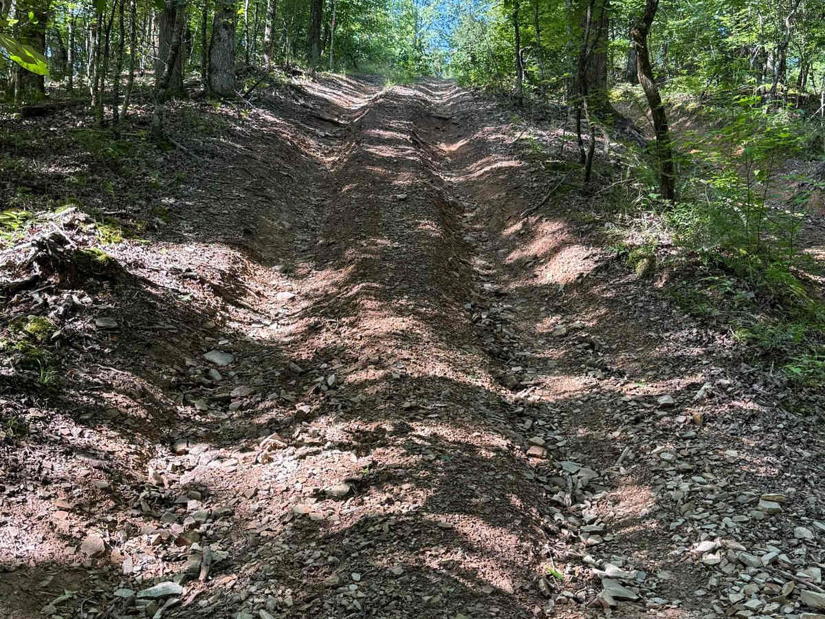 F13 Dam Road photo 3