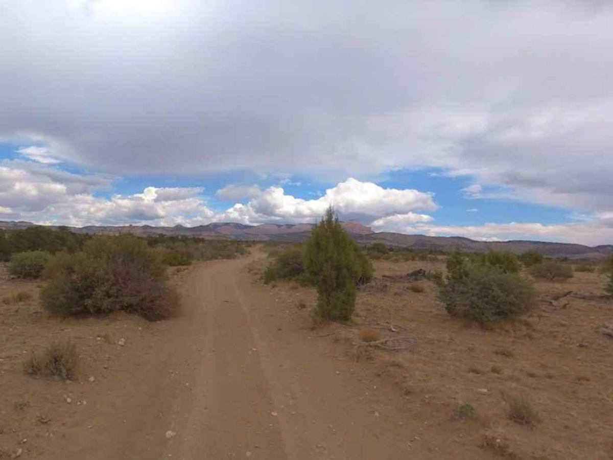 Coal Bench Road-Garfield County 7800 photo 5
