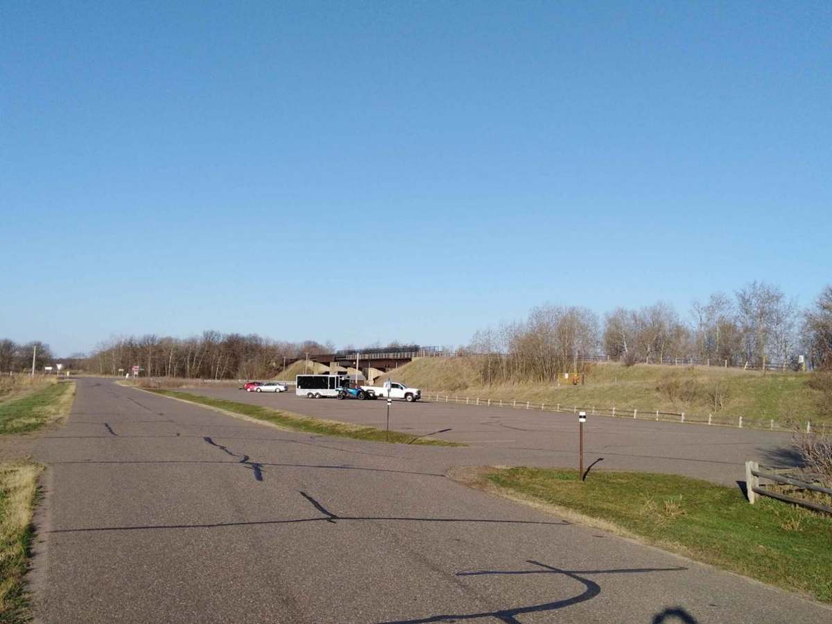 Trailhead Parking to Genola photo 4