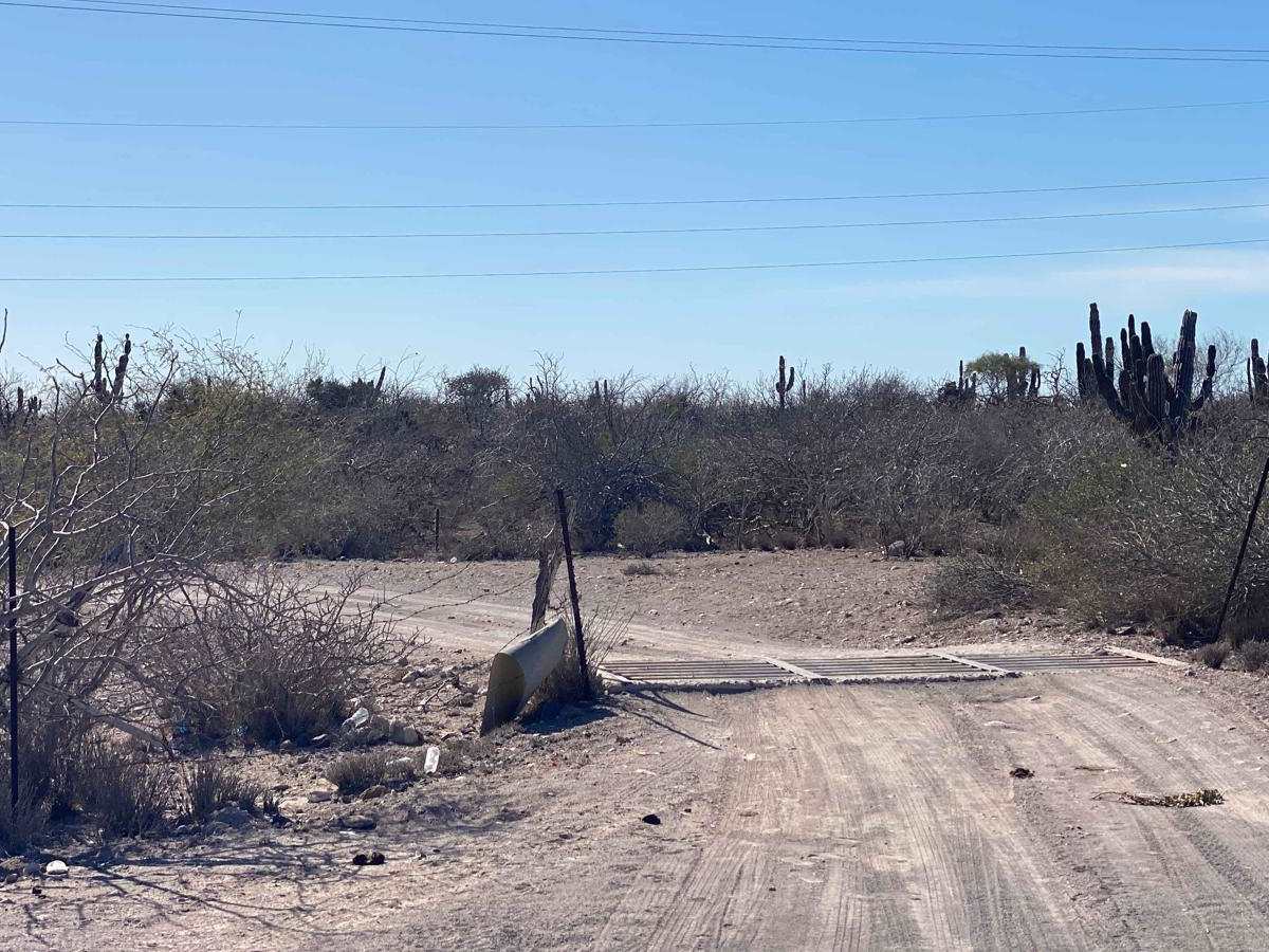 Dos Ranchos Road photo 3