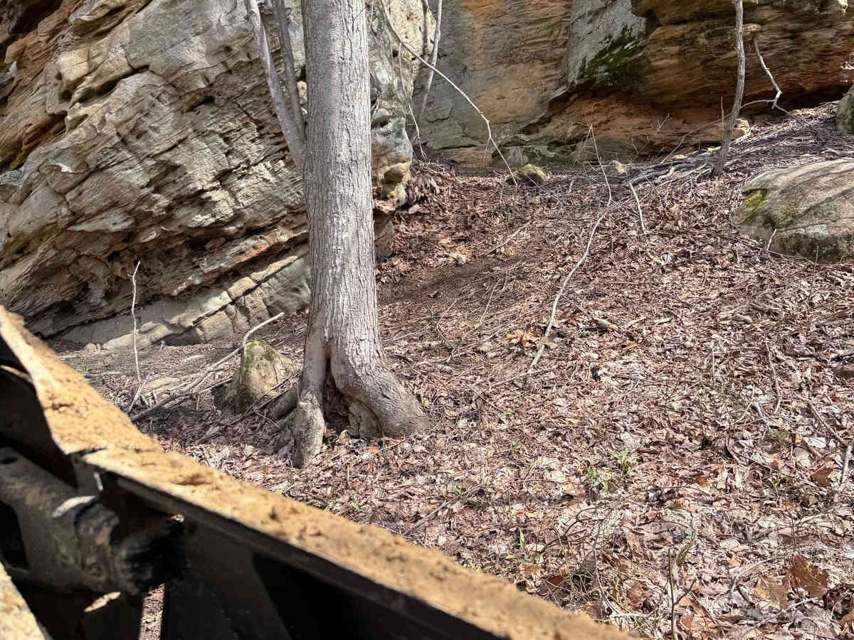 Trail 23A photo 3