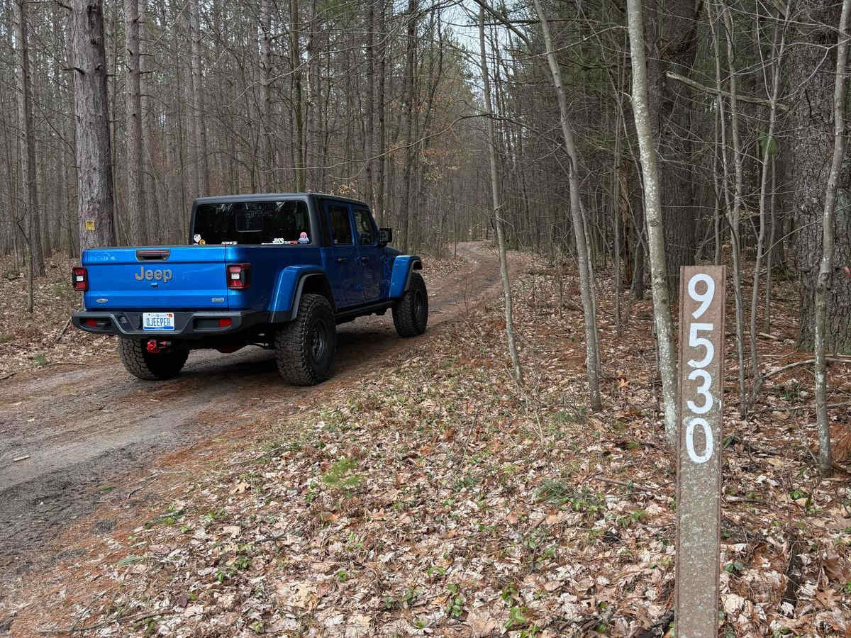 NFS 9530 trail photo