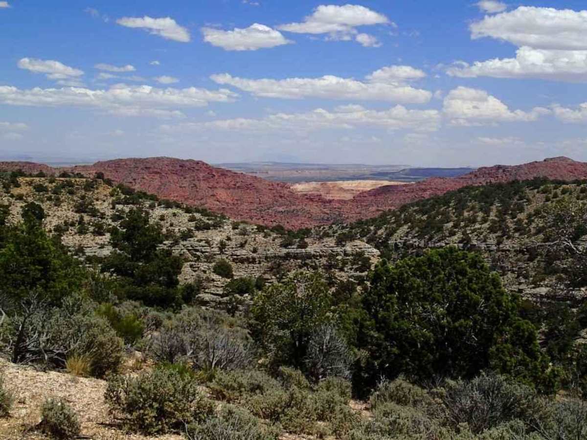 Larkum Canyon Road trail photo