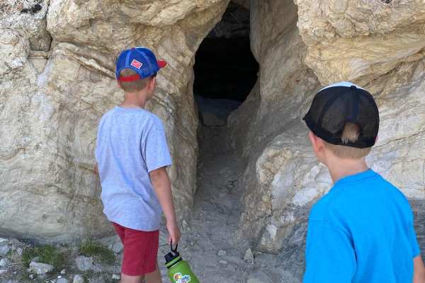 Lovelock Cave