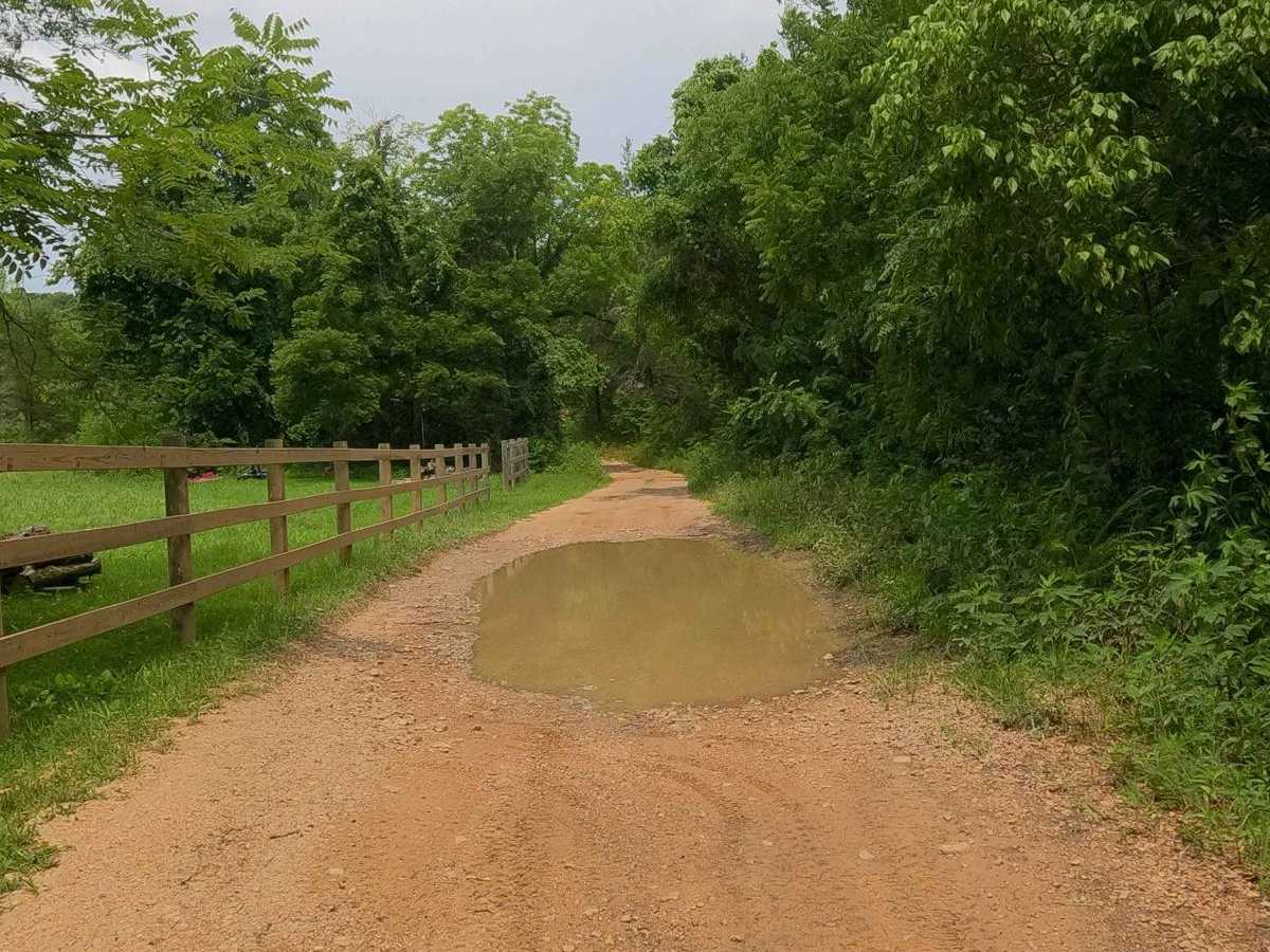 Akers Alley - SCR 308 photo 4