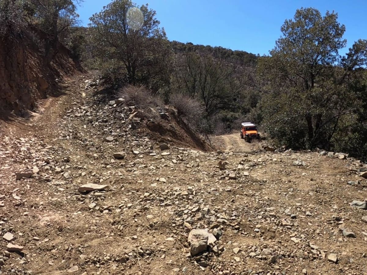 Nugget Road and Rolling Hills photo 4