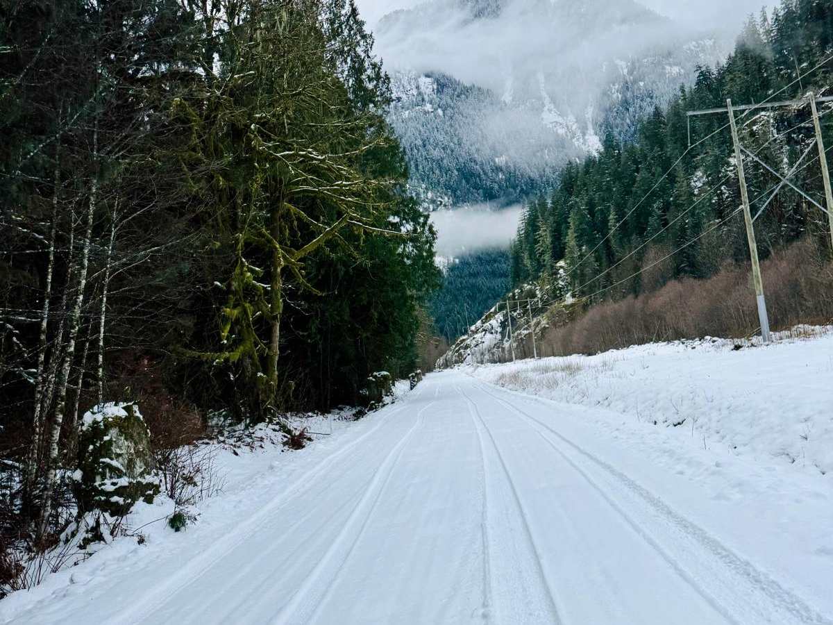 Squamish River FSR photo 3