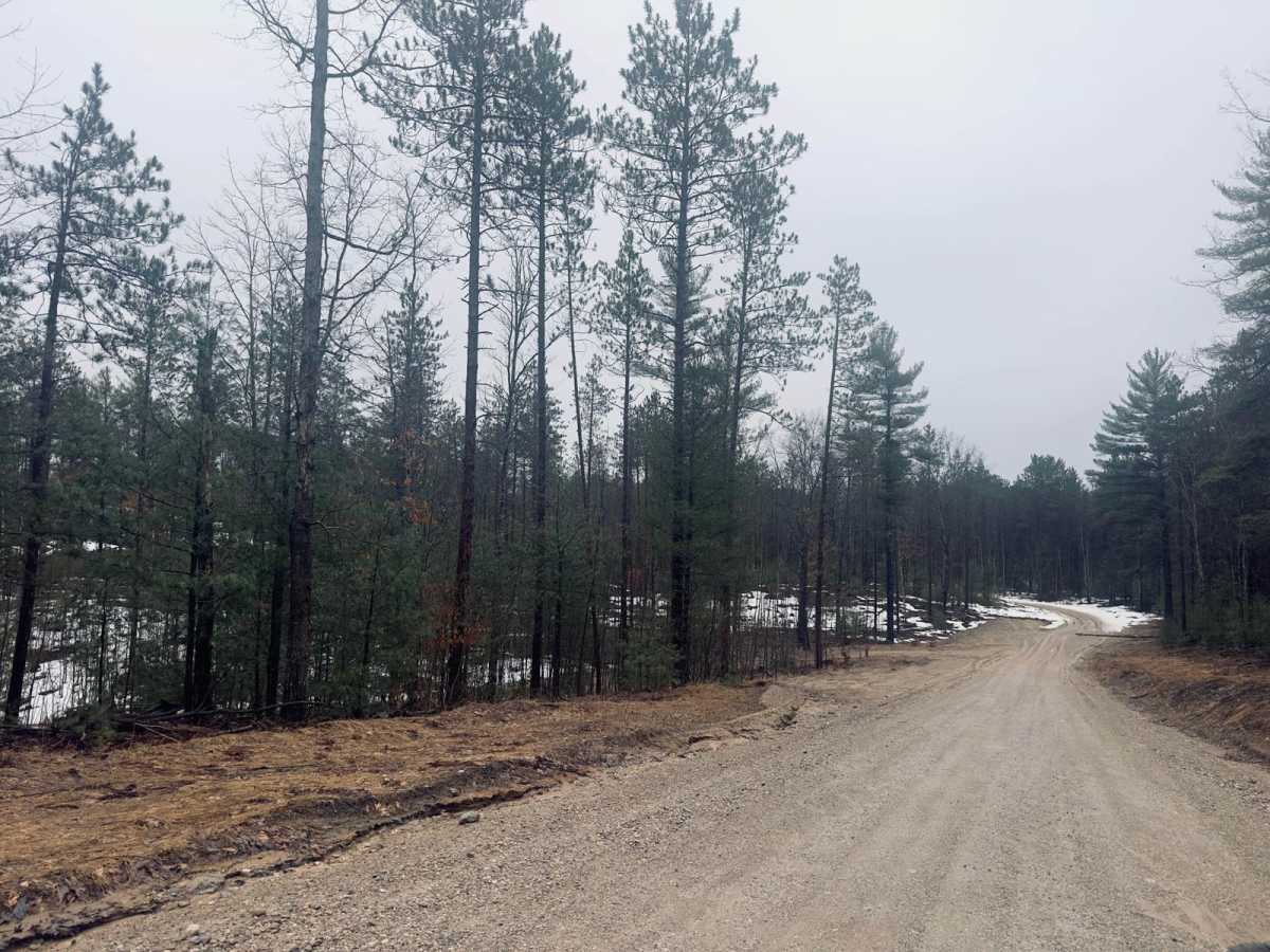 Guernsey Lake Rd photo 3