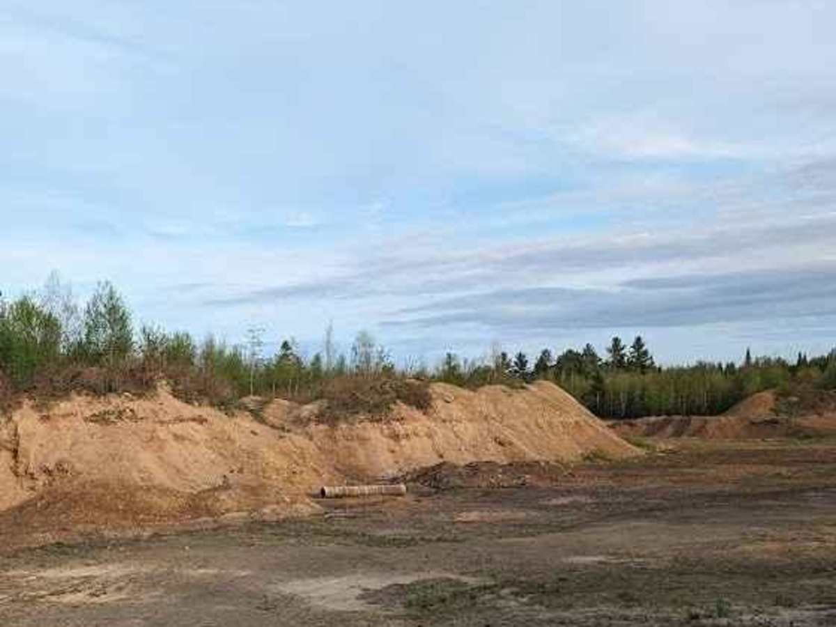 Douglas Pit Ascent trail photo